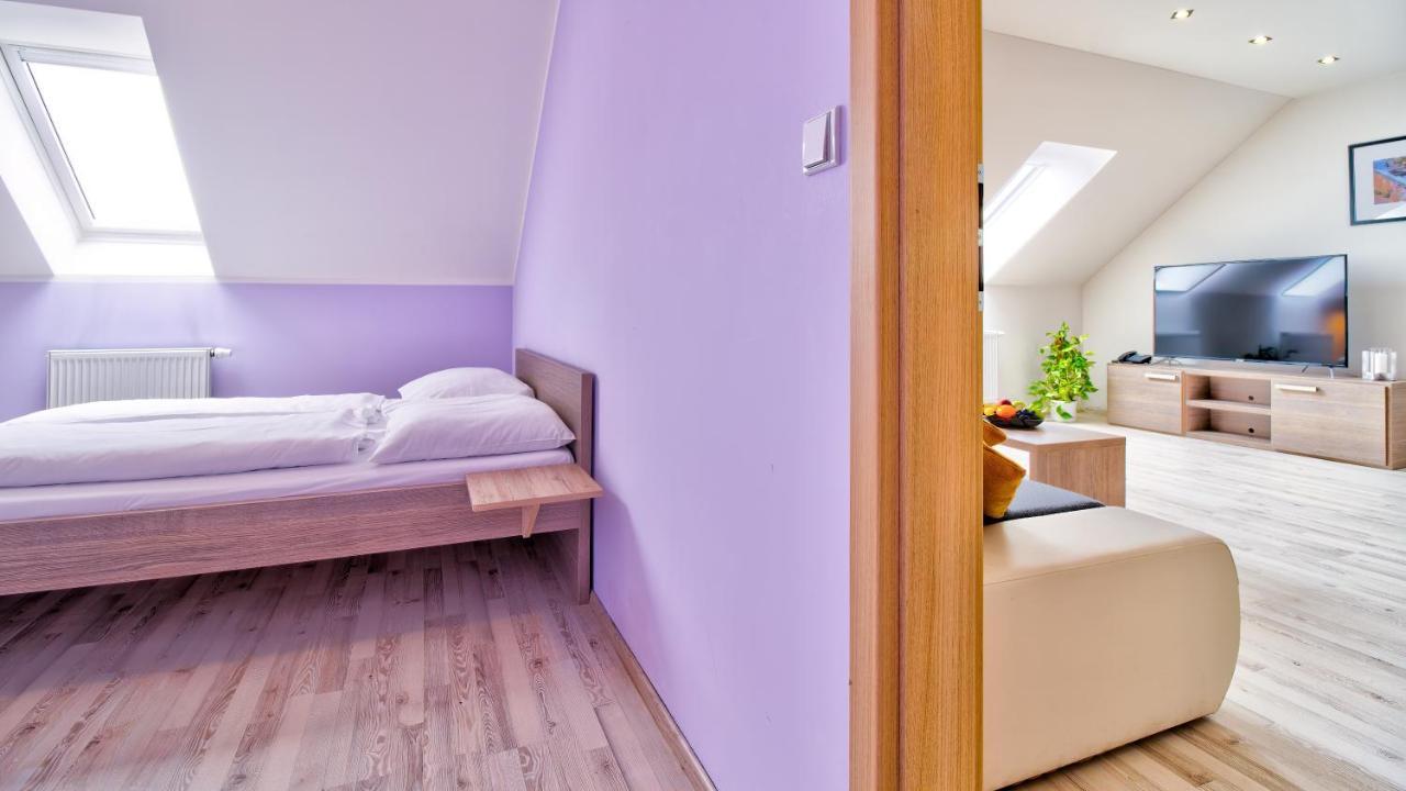 Boromeum Residence Hradec Kralove Exterior foto