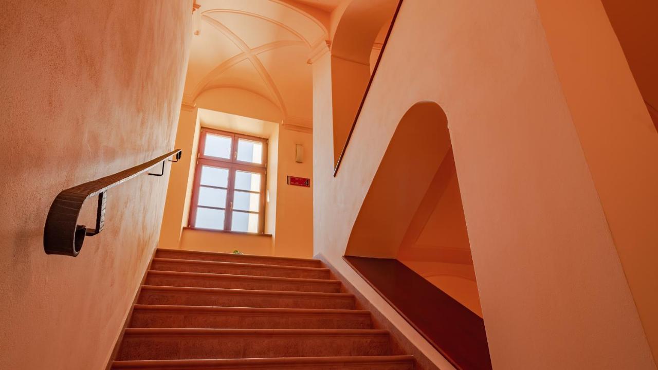 Boromeum Residence Hradec Kralove Exterior foto